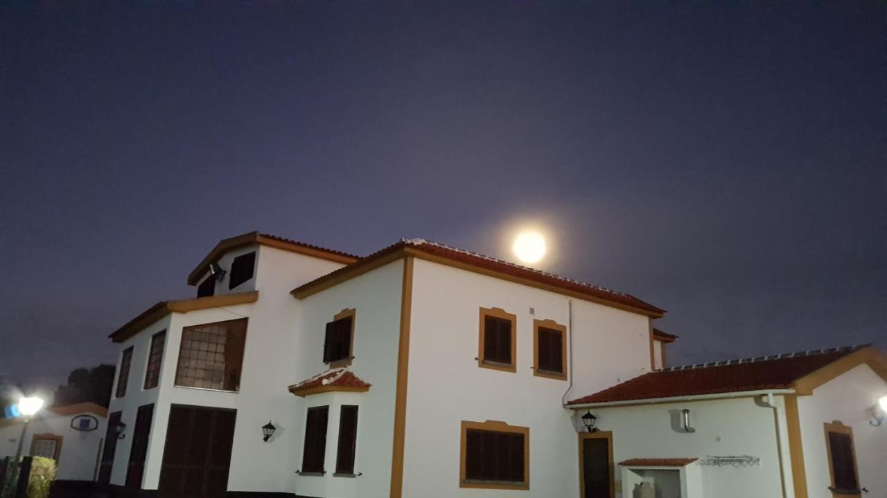 مبيت وإفطار أنغرا دو إِراويزو Casa Marques المظهر الخارجي الصورة